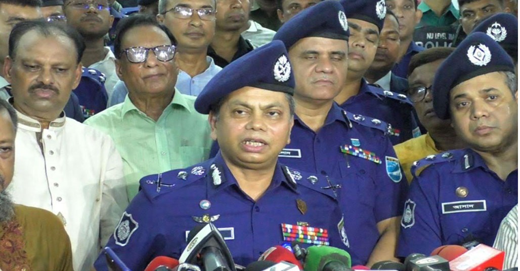 পূজা ঘিরে কোনো ধরনের বিশৃঙ্খলা সহ্য করা হবে না: আইজিপি