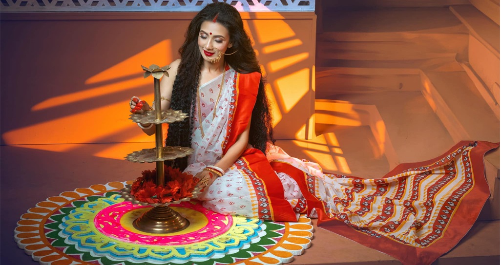 বাসা থেকে বের হলেই সবাই ঘিরে ধরে: মিম