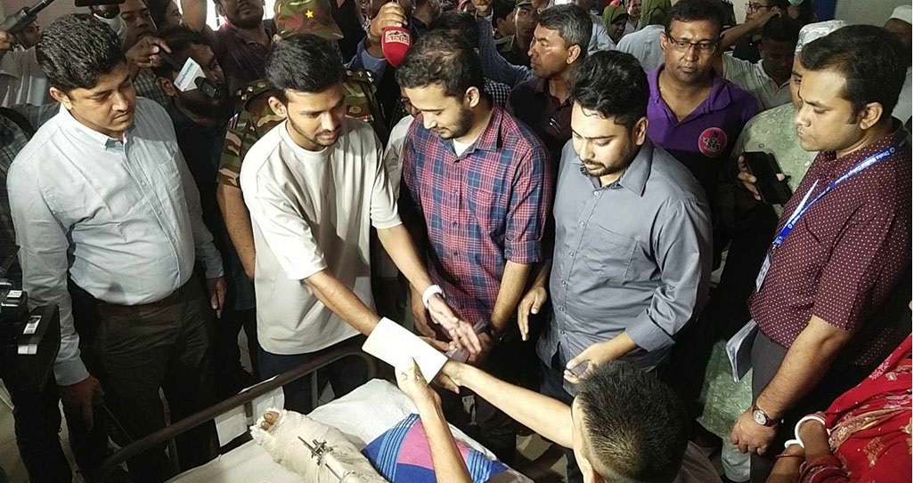 ১ লাখ টাকা করে পেলেন আন্দোলনে আহত ১৫ জন