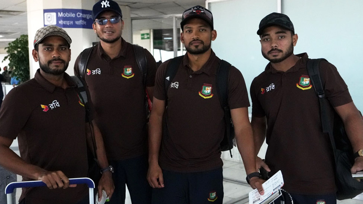 জয়হীন ভারত সফর শেষে দেশে ফিরল শান্ত-তাসকিনরা