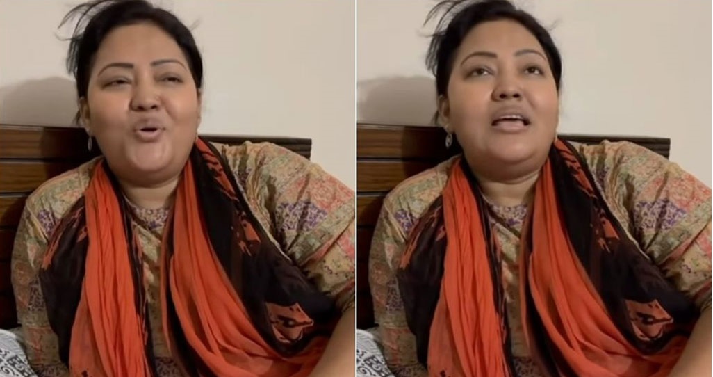 দেখা দিলেন মমতাজ, গাইলেন গান