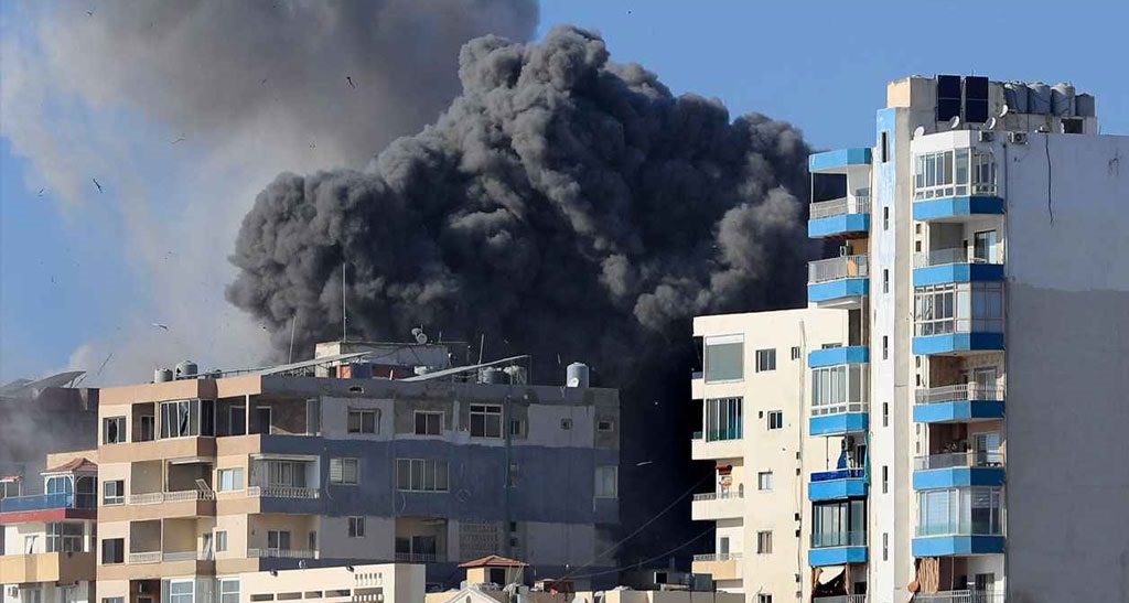 ইসরায়েলি হামলায় গাজা-লেবাননে আরও শতাধিক নিহত