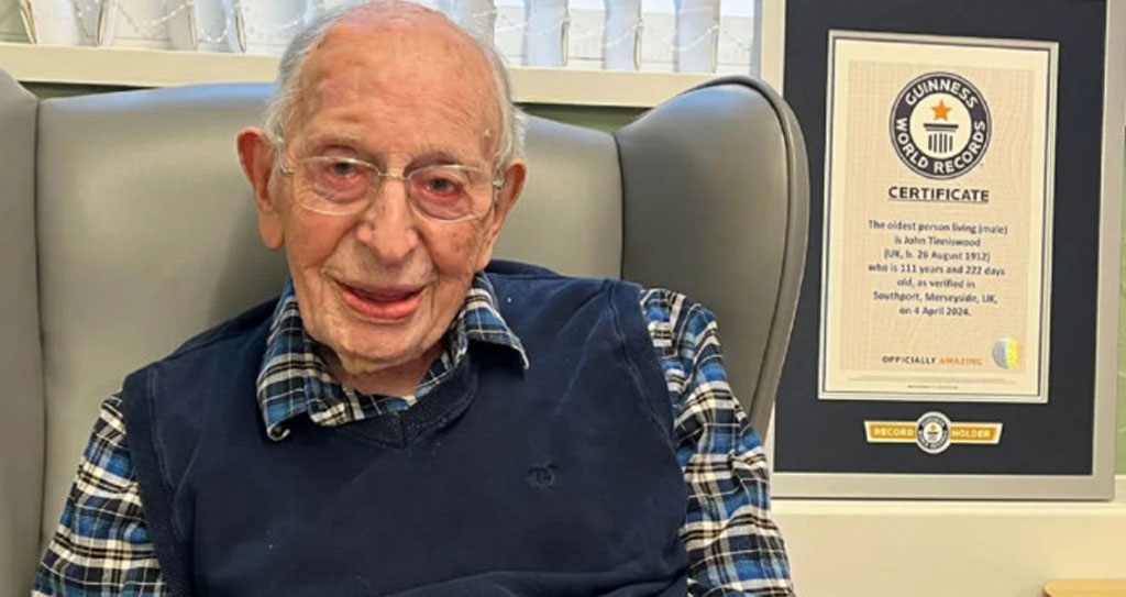 বিশ্বের সবচেয়ে বয়স্ক পুরুষ ১১২ বছর বয়সে মারা গেলেন