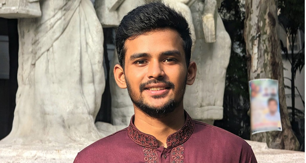 সচিবালয়ে আগুন, যা বললেন উপদেষ্টা আসিফ