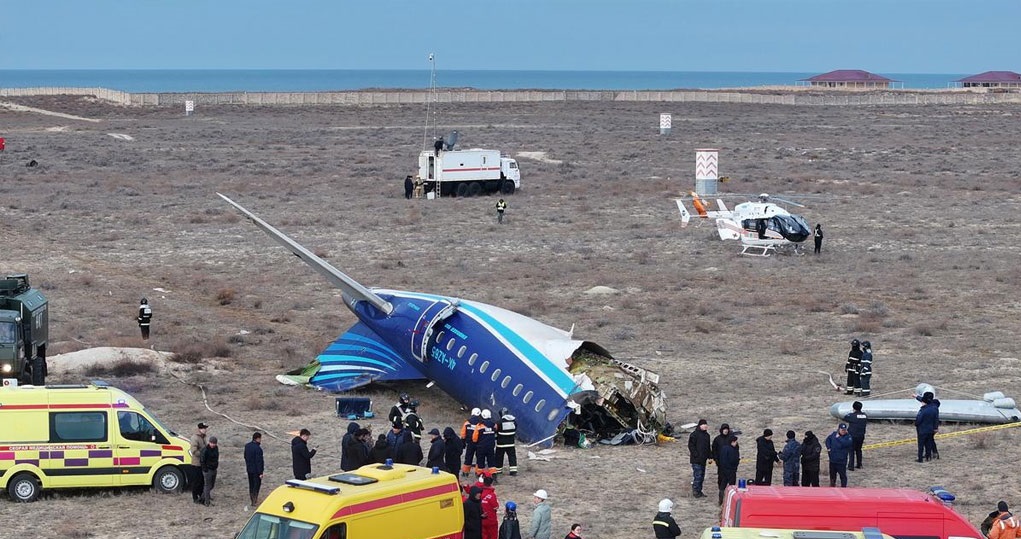 কাজাখস্তানে উড়োজাহাজ বিধ্বস্ত, নিহত ৩৮
