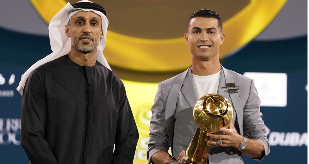 ব্যালন ডি’অর আয়োজকদের এক হাত নিলেন রোনালদো