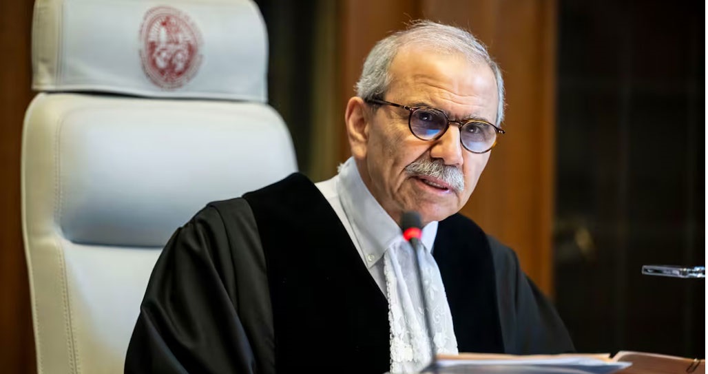 লেবাননের নতুন প্রধানমন্ত্রী আইসিজের প্রেসিডেন্ট নাওয়াফ সালাম