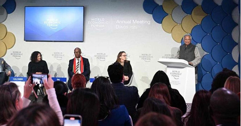 সুইজারল্যান্ডে ৪ দিনে ৪৭টি অনুষ্ঠানে যোগ দিলেন প্রধান উপদেষ্টা