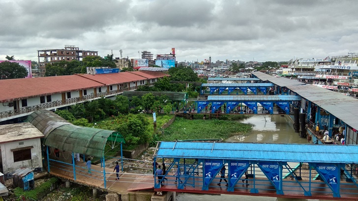 দুদকের অভিযানে বিক্রিত টিকিট উদ্ধার, নৌবন্দরের ৩ কর্মচারী সাসপেন্ড