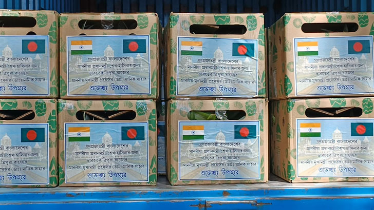 শেখ হাসিনার জন্য আনারস পাঠালেন ত্রিপুরার মুখ্যমন্ত্রী