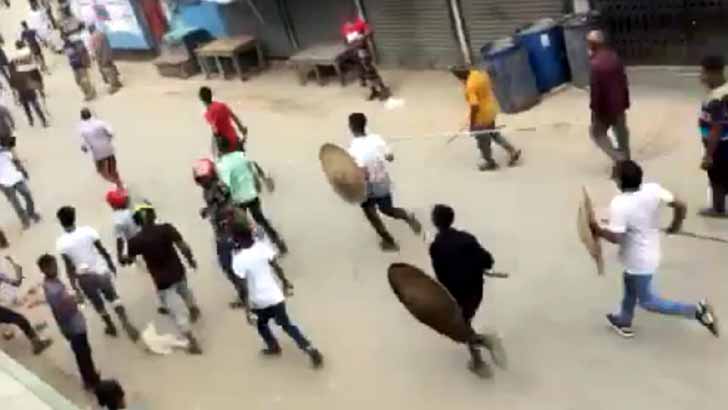 বিএনপি নেতাকে চাপাতি দিয়ে কুপিয়ে জখম, আহত আরও ৪