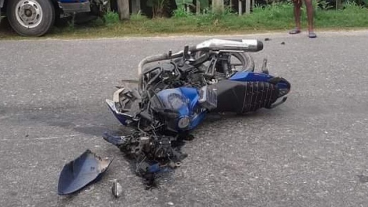 বাস-মোটরসাইকেল সংঘর্ষে একই পরিবারের ৩ জন নিহত