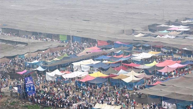 ইজতেমার দ্বিতীয় পর্বের আখেরি মোনাজাত দুপুর ১২টায়