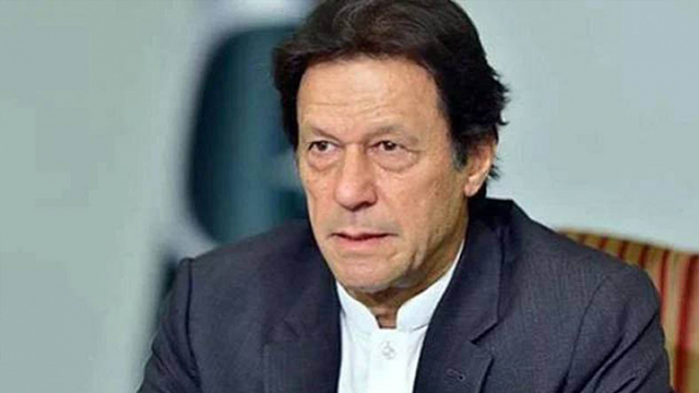 সামাজিক যোগাযোগমাধ্যমে ইমরান খানের পোস্ট, সামনে এলো নতুন তথ্য!