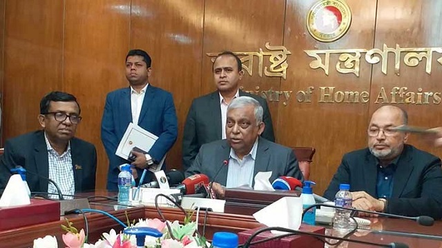 হেফাজতের যৌক্তিক দাবিগুলো প্রধানমন্ত্রী অবশ্যই দেখবেন: স্বরাষ্ট্রমন্ত্রী