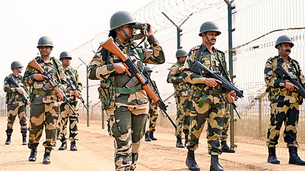 কাশ্মির সীমান্তে ভারত ও পাকিস্তানের সেনাদের মধ্যে গোলাগুলি