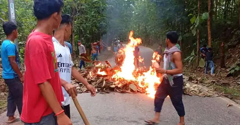 খাগড়াছড়িতে ৫ অক্টোবর পর্যন্ত অবরোধ স্থগিত