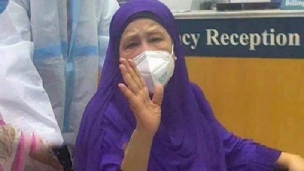 খালেদা জিয়ার বিরুদ্ধে নাশকতার ১০ মামলা বাতিল