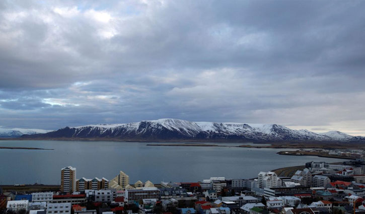 আইসল্যান্ডে ২৪ ঘণ্টায় ২২০০ বার ভূমিকম্প