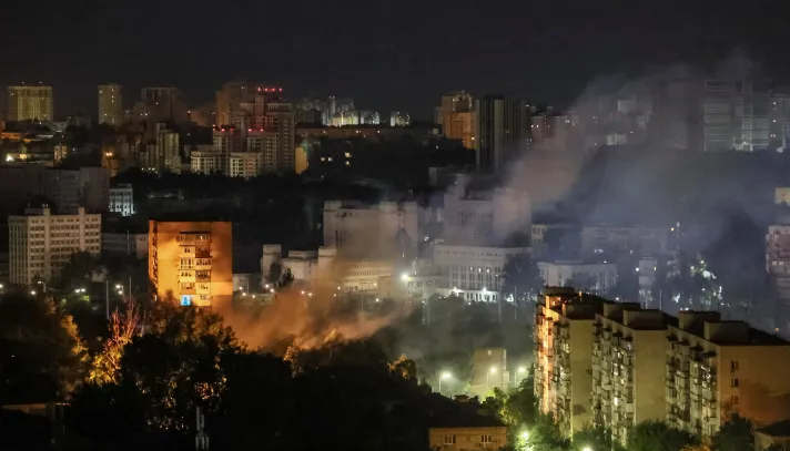 কিয়েভে রাতভর রাশিয়ার অতর্কিত হামলা