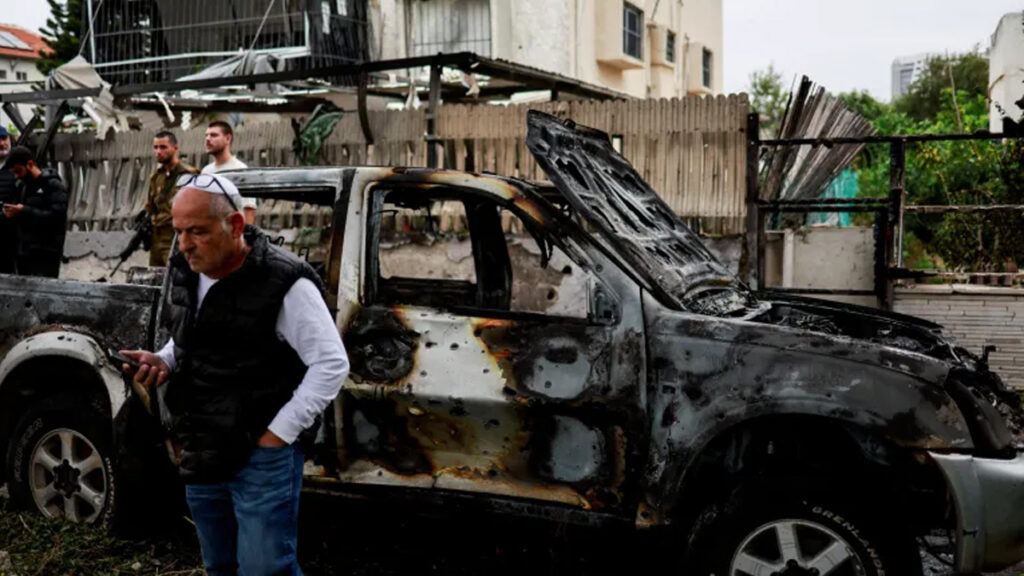 ইসরায়েলে ৩৪০টি ক্ষেপণাস্ত্র হামলা হিজবুল্লাহর 