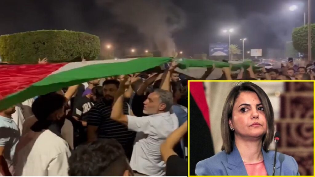 তোপের মুখে বরখাস্তের পরদিনই দেশছাড়া হলেন লিবিয়ার পররাষ্ট্রমন্ত্রী