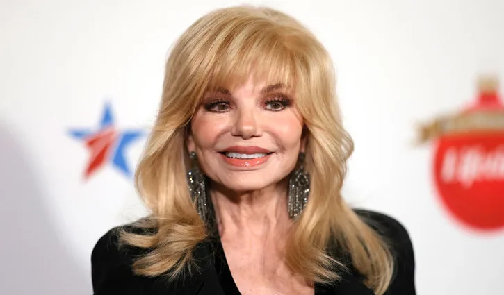 জনপ্রিয় অভিনেত্রী লনি অ্যান্ডারসন মারা গেছেন