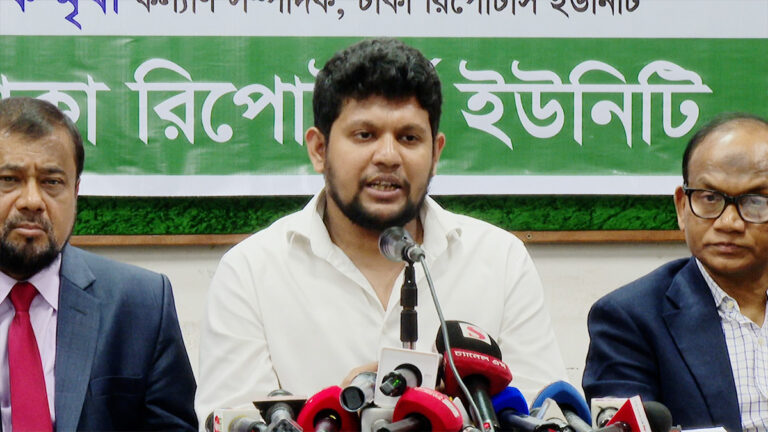 সকল সাংবাদিকদের আর্থিক ও সামাজিক নিরাপত্তা নিশ্চিত করা সম্ভব নয়: তথ্য উপদেষ্টা