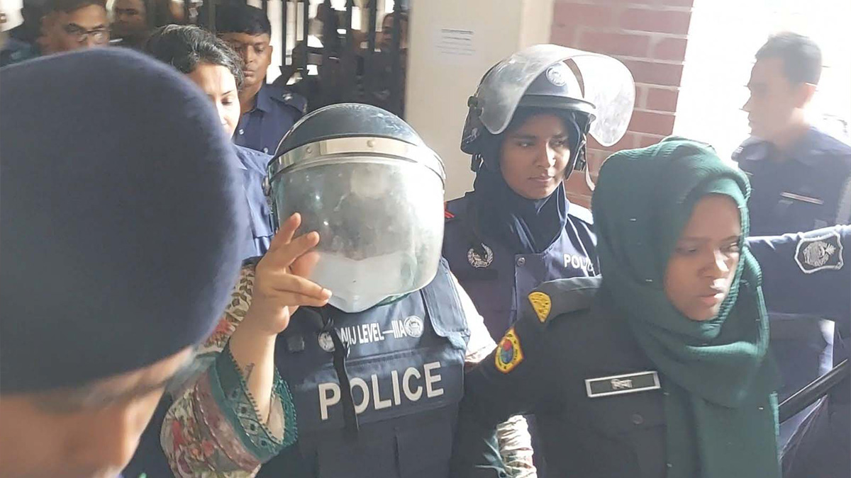 মানিকগঞ্জ আদালতে নেয়া হল মমতাজকে