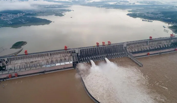 ব্রহ্মপুত্রের উৎসে বিশ্বের বৃহত্তম বাঁধ নির্মাণ শুরু চীনের, ভারতের উদ্বেগ