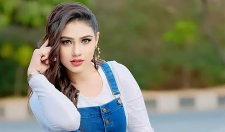 ঘুমের মধ্যেই অভিনেত্রীর মৃত্যু