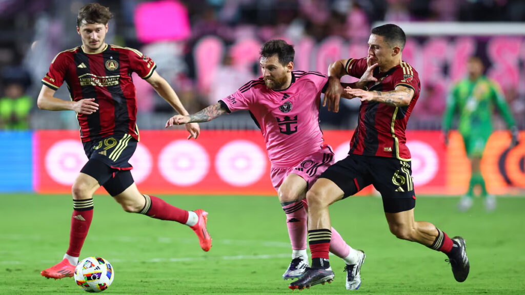 মেসির গোলের পরও হার, প্লে-অফ থেকে মায়ামির বিদায়