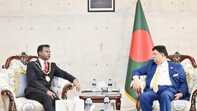পররাষ্ট্রমন্ত্রীর স‌ঙ্গে যুক্তরাজ্যের মেয়রের সাক্ষাৎ