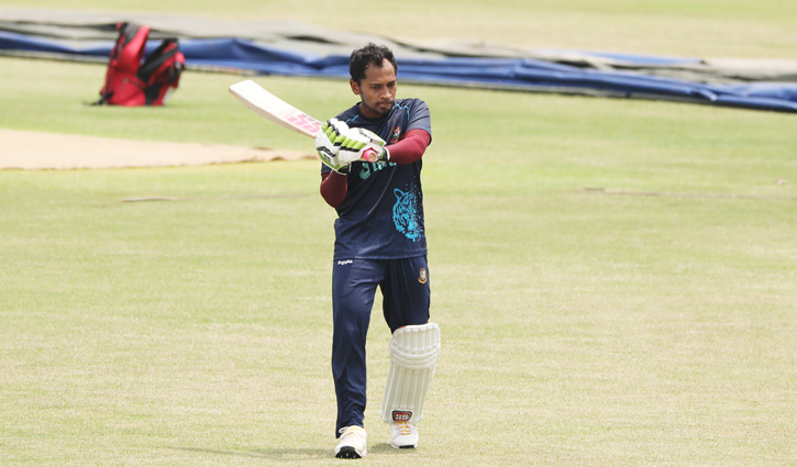 মুশফিকের হাঁটুতে ৬ সেলাই