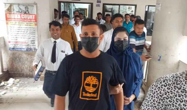 নাসির-তামিমার মামলার শুনানিতে বিব্রত আদালত, বদলির আদেশ