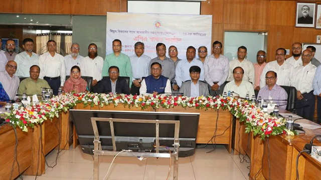 চ্যালেঞ্জ মোকাবিলা করেই এগিয়ে যেতে হবে: নসরুল হামিদ