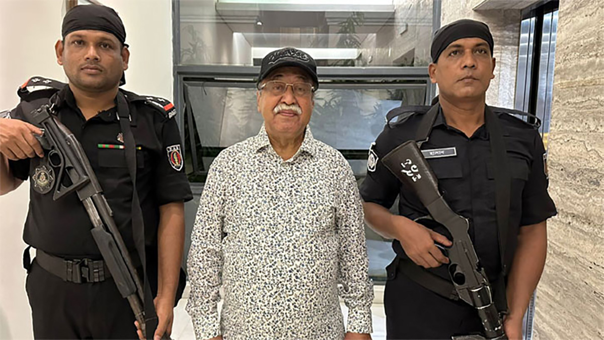 সাবেক শিল্পমন্ত্রী নূরুল মজিদ ও তার স্ত্রীর নামে দুদকের মামলা