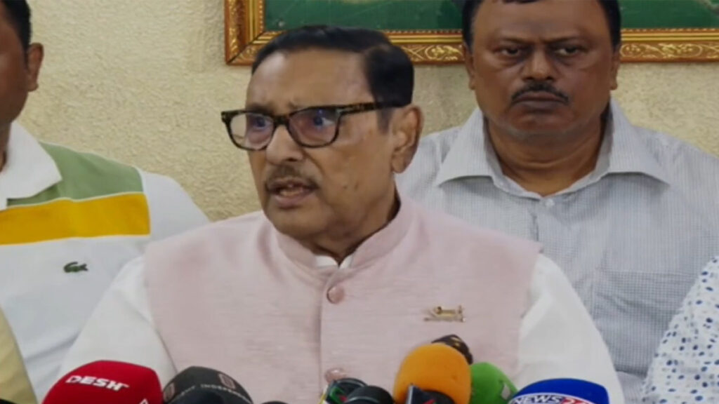 ‘ইস্যু না থাকায় গণঅভ্যুত্থান থেকে লিফলেট বিতরণে নেমেছে বিএনপি’