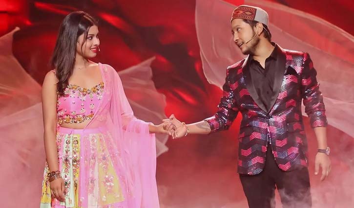 সৌদি আরবে একসঙ্গে গাইবেন পবনদীপ-অরুণিতা