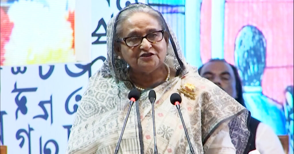 ২১ আমাদের মাথানত করতে শেখায়নি : প্রধানমন্ত্রী