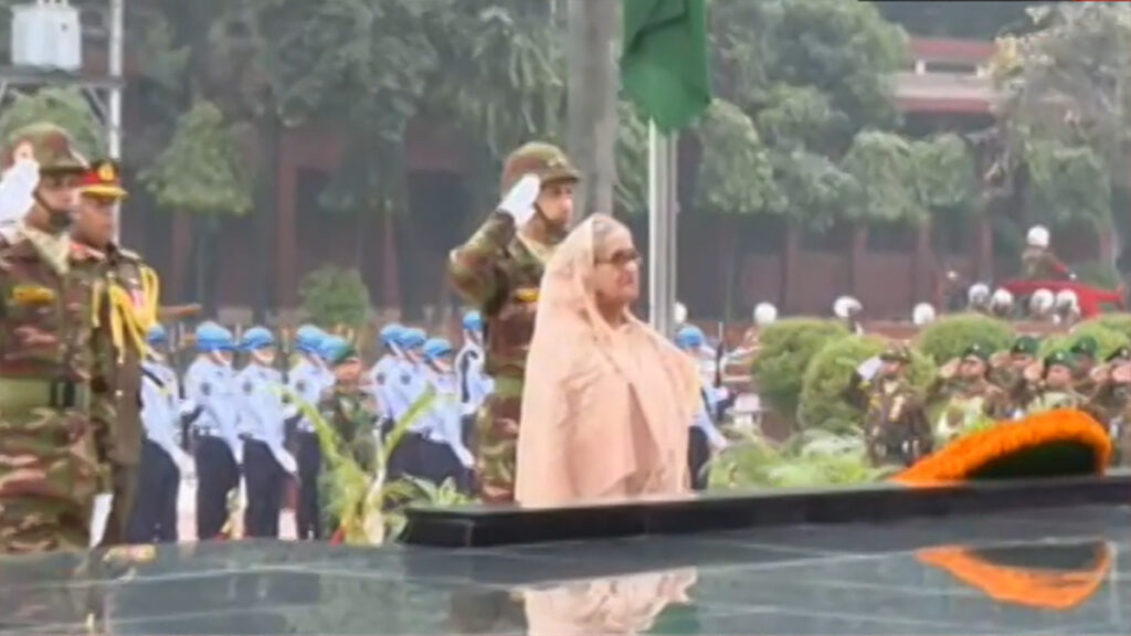 শিখা অনির্বাণে প্রধানমন্ত্রীর শ্রদ্ধা