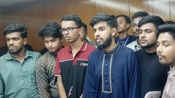 Politcanical students