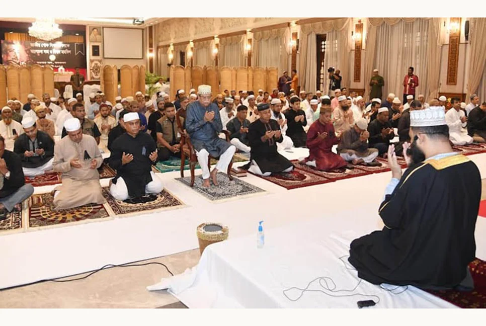 জাতীয় শোক দিবসে বঙ্গভবনে রাষ্ট্রপতির দোয়ার আয়োজন