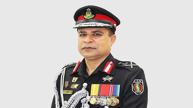 আরও এক বছর র‌্যাবের মহাপরিচালক পদে থাকছেন এম খুরশীদ হোসেন