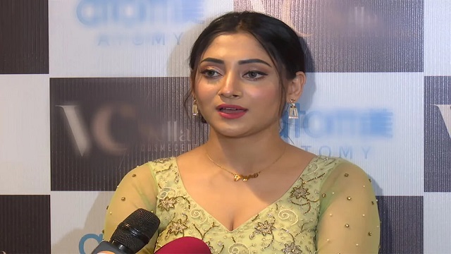 শাকিবের ‘মায়া’ প্রত্যাখ্যান করলেন পূজা!