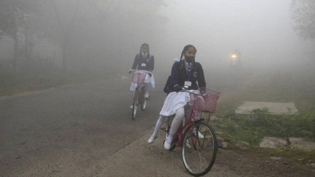 রাজশাহীতে সকল পর্যায়ের মাধ্যমিক শিক্ষাপ্রতিষ্ঠান বন্ধের নির্দেশ