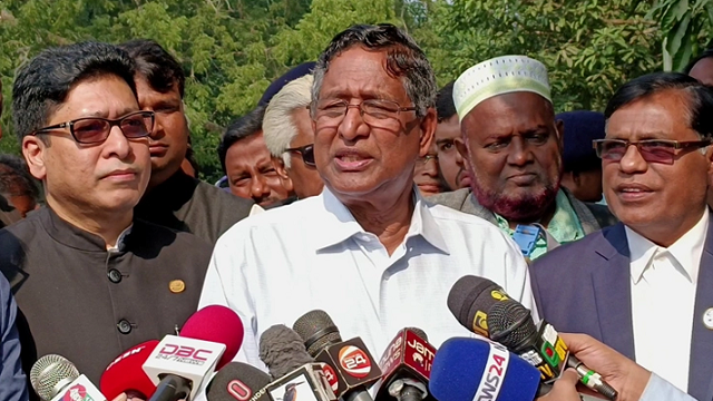 রাষ্ট্রদূতদের হস্তক্ষেপ মেনে নেওয়া যাবে না: কৃষিমন্ত্রী