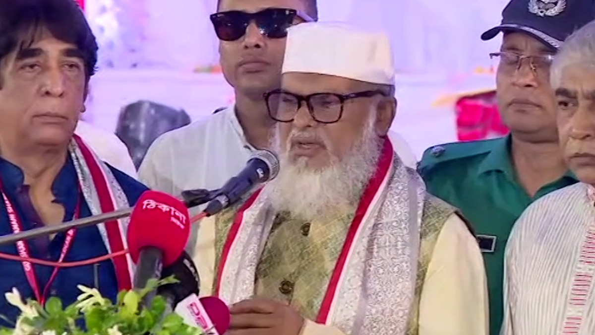 দুর্গাপূজার নিরাপত্তা নিয়ে কোনো শঙ্কা নেই: ধর্ম উপদেষ্টা