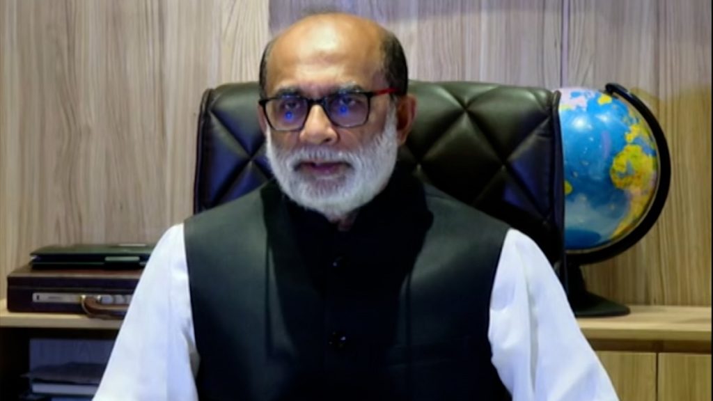 ‘ডিমের দাম ১২ টাকার বেশি হওয়া উচিত নয়, বেশি লাভ করলে প্রশাসনিক ব্যবস্থা’