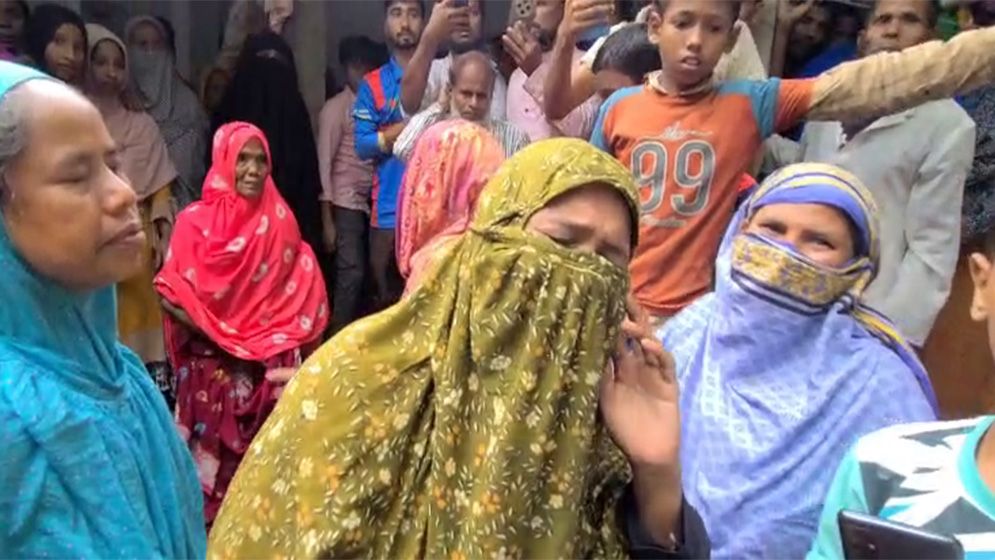 রংপুরে কবরের মাটি তোলা নিয়ে সংঘর্ষে নিহত ১